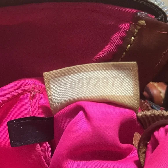 Dooney &Bourke Navy Blue Shoulder Bag pink inside brown leather strap & tassels - Picture 9 of 10